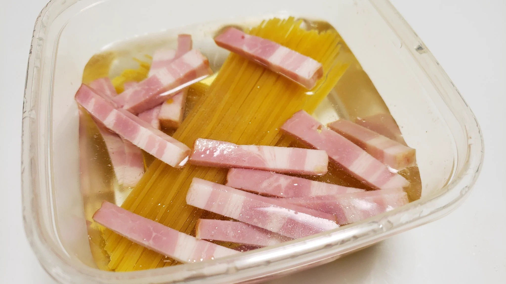 超簡単に作るトロトロカップスープカルボナーラ!!レンジとお好きなカップスープで出来ちゃう。