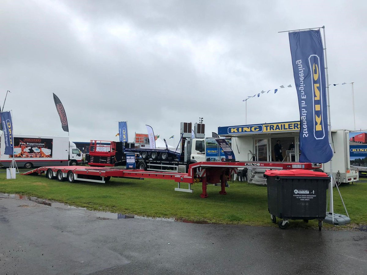KingTrailersUK's tweet photo. We're @Plantworx2019 - come say hello to us on stand PA3 @KingTrailersUK @SkykingLtd #trailersforsale #kingtrailers #ukweather https://t.co/yFdGCtQCGM