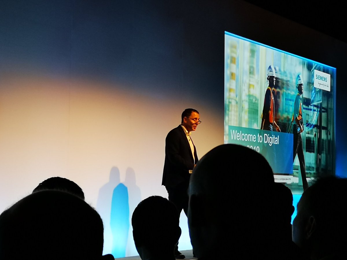 grattongirl's tweet photo. Brian Holliday kicks off what promises to be a highly insightful day @Siemens Digital Talks 2019 #DigitalTalks19 https://t.co/9u2LAEHTxm
