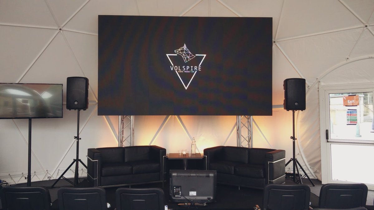 Nice set up. Complete with Volspire logo.