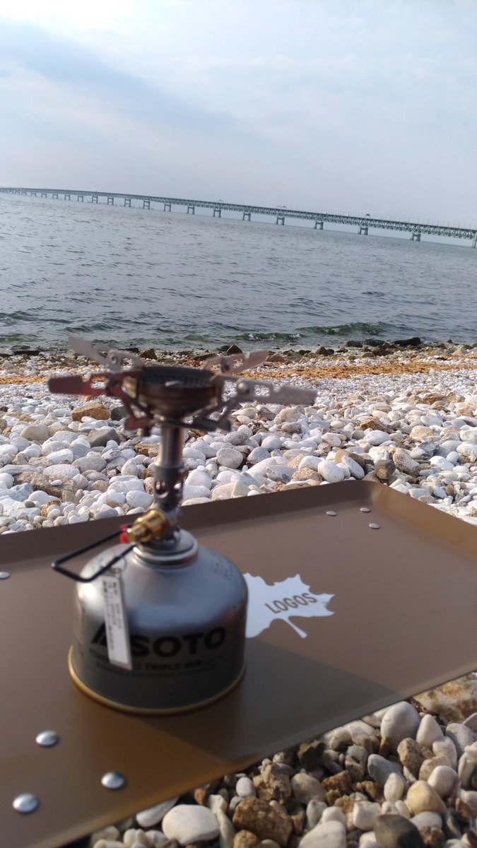 Akira16584385's tweet image. 先週購入したSOTOのWind Master. 
コンパクトで耐風性に優れた燃焼構造。
本体は67gという軽さ(*･ω･)ﾉ
キャンツー、ラーツー、コーヒーツーリングでは活躍すること間違いない(･д･)
#SOTO #windmaster #ツーリング