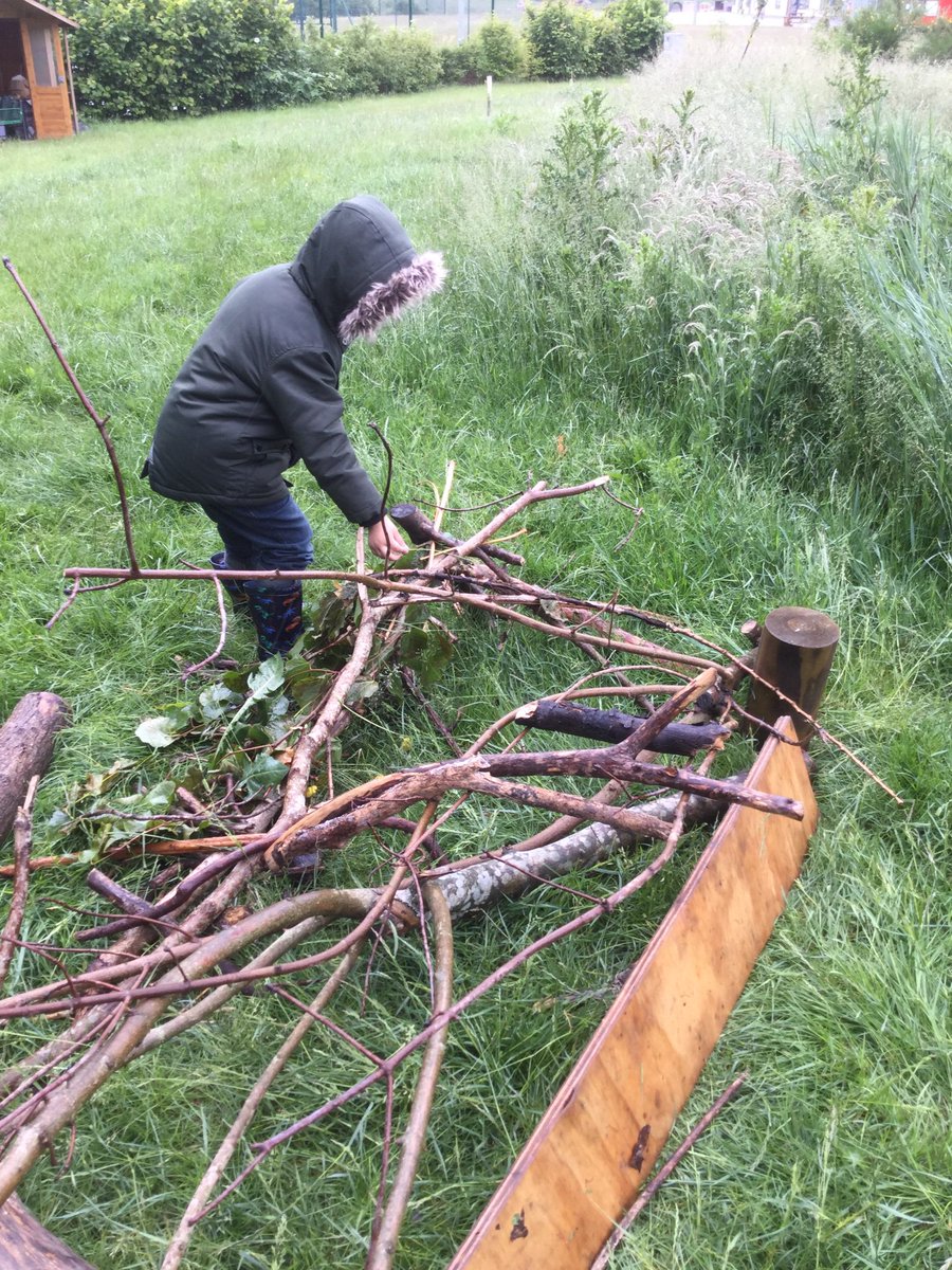 ForestScientia's tweet photo. Unfortunately children aren’t getting as much time outside, limiting their chances to develop imagination, skills, language and communication skills and the ability to solve problems. Forest School develops all of these skills. Here’s pics of nursery making fairy houses. https://t.co/RcR1RS1Uu9