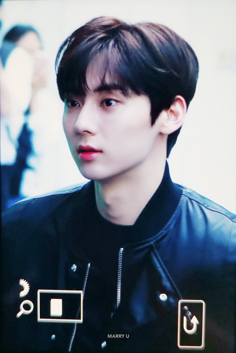 메리 유🌌 tweet media