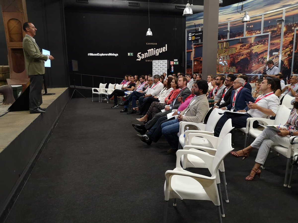 CEAes_'s tweet photo. ✅ Hoy está teniendo lugar el Networking E2e en Málaga, donde se ha expuesto la ponencia “Optimizando mi presencia digital” a cargo de D. Aitor Aróstegui, así como una sesión de Elevator Pitch.

#MasEmpresas #NetworkingCEM #emprendedores https://t.co/1K8u3kRjw1
