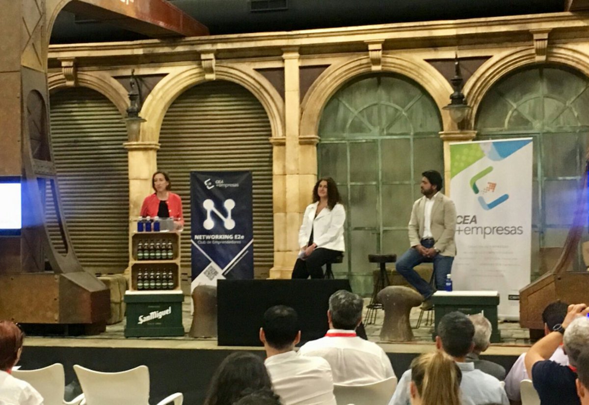 Gemmafri's tweet photo. Emprendiendo y compartiendo espacio con @cemmalaga @ajemalaga y @Aitoreparos en #NetworkingE2e 

Gracias a @SanMiguel por ofrecernos este ambiente tan especial.
@ESICMalaga @ESICEducation 
#NetworkingCEM https://t.co/whxJMO0tFm