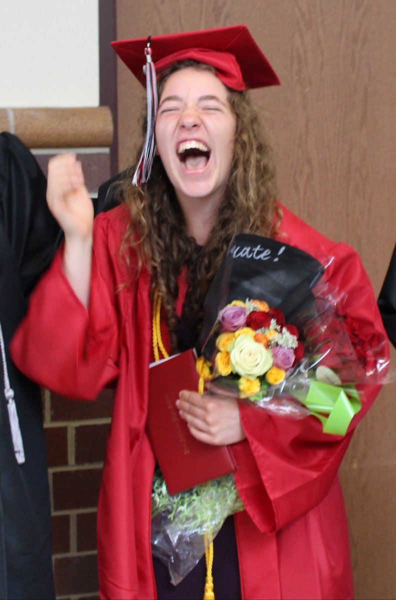 CongdonWade's tweet photo. Autumn you make the world a better place just by being you. Never stop being you. #Graduation2019 #FAHS #Valedictorian #Gradspeech #1fort https://t.co/kXRAcjNl78