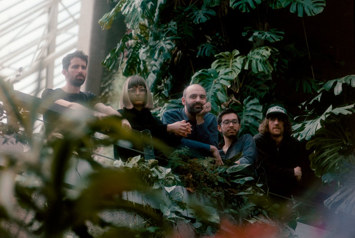 visualmelt's tweet image. Cosmic quintet @kinkajousmusic announce their debut album, Hidden Lines. A sonic foray into the world’s invisible echoes, reflecting through memory and experience. visualmelt.com/Music-Kinkajou…