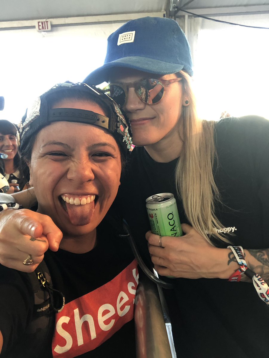 zenrae_yap's tweet photo. what a cool human 🤙🏽 @JWorra #hometownlove #chicago #samf2019 https://t.co/YZEJmVvGw3