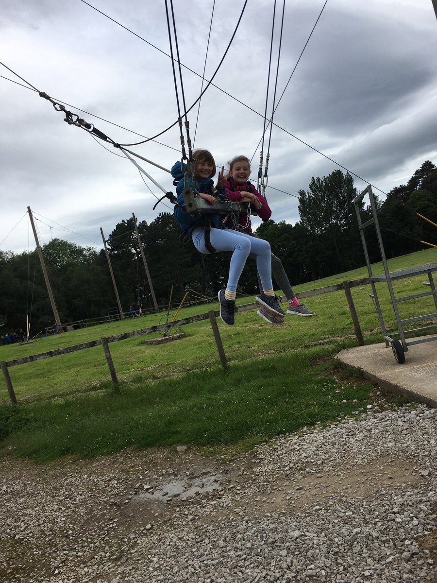 StTeresasUp's tweet image. Giant swing #grouptwo #PGL