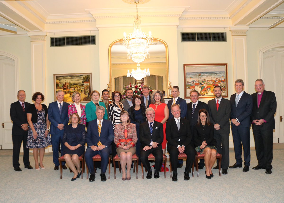 QldGovernor's tweet photo. This evening the Governor & Mrs de Jersey hosted a dinner at Government House in honour of the Ambassador of the United States of America to Australia, His Excellency Arthur B. Culvahouse Jr #AusUS https://t.co/z9e4ogb1zf