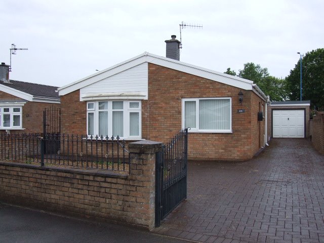 HuxtableEstates's tweet image. Choose how you sell your property from £450.
Huxtable Estates offer for sale this 3 bedroom detached bungalow in Pentre Afan, Baglan Moors on at £160k. The property is in need of refurbishment. The property has gas central heating, living room, bathroom, front and rear gardens.
