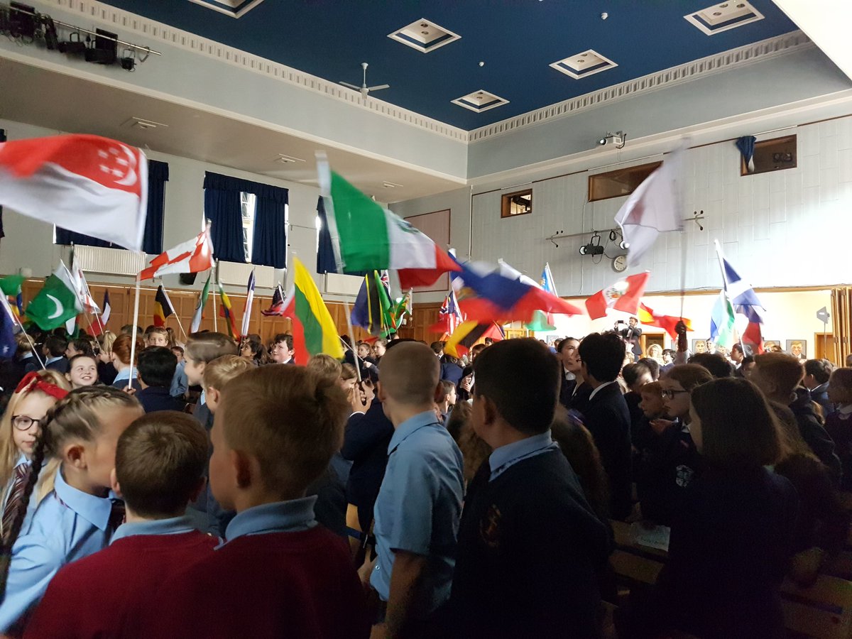 StRoseOfLimaPS's tweet photo. Building partnerships, creating leaders of the future Wildhearts Junior GEL summit #microtyco https://t.co/SzUeUuxFe3