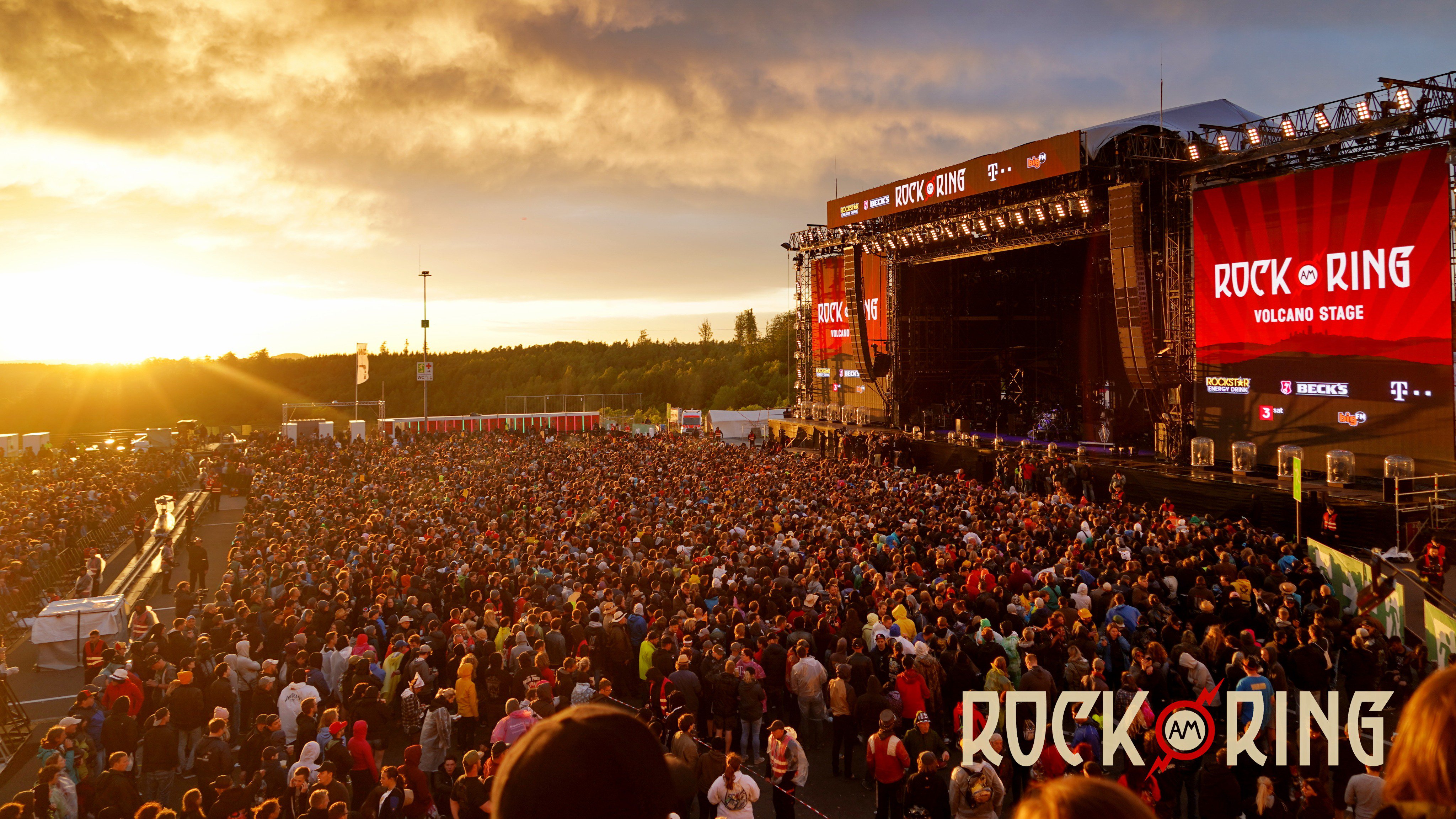 pensioen Oprechtheid langs Nürburgring on Twitter: "You rocked!🤘 Thanks @rockamring, it was an honor.  ➡ From now on you can join for Rock am Ring 2020! ➡ Check:  https://t.co/cZRoLZCtyB #rar2020 #nring https://t.co/jFBP0QVvOX" / Twitter
