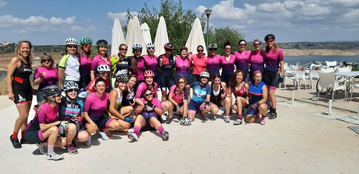 RFECiclismo's tweet photo. #QuedadasWomenInBike |  ¿A qué esperas para unirte a las  quedadas #WomenInBike?

➡Entra en https://t.co/d5gwiIA4e3  o escribe a info@womeninbike.com 🙌😀

📸Os dejamos algunas fotos del finde.

 #WomenInBike #RodamosJuntas 
@movistarlikes https://t.co/59bE5RF4j5