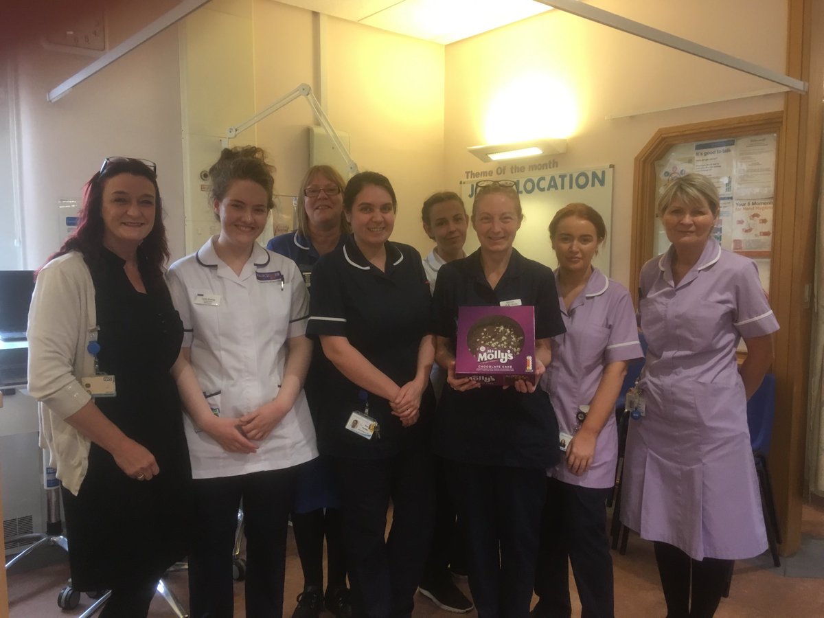 A well deserved treat for C4 for achieving their green NAAS rating. Save some for Janet who spends so much time supporting all our wards !! 👍👍👍