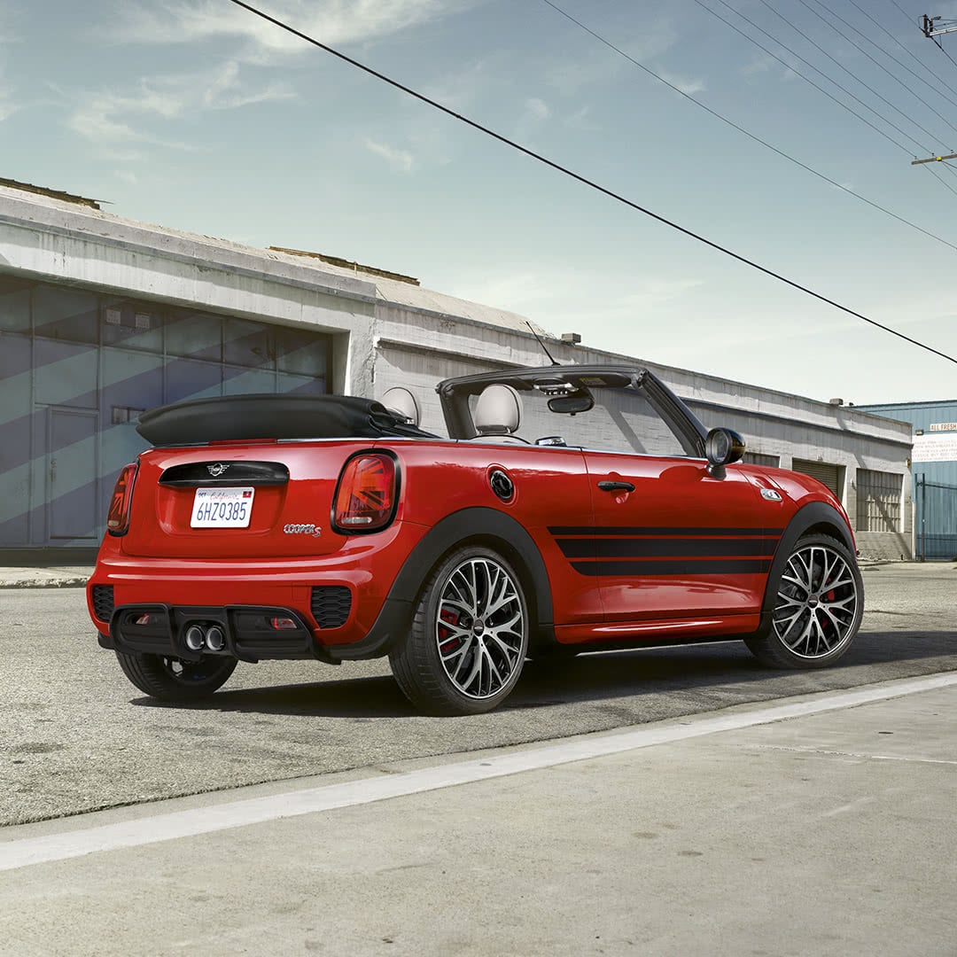 VinesgroupMINI's tweet photo. Add more style to your drive with Genuine MINI Wheels and Tyres π₯ Model restrictions apply. Contact us for more info π
#VinesGatwick: https://t.co/Uh6HCjiyS0
#VinesGuildford: https://t.co/hN49LymvUv
#VinesRedhill: https://t.co/qScRbrDK1h
#mini #vinesmini #miniuk #miniwheels https://t.co/ep6nZAfQhU