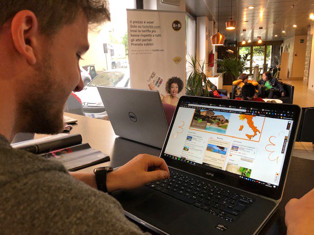 International D&A tweet media