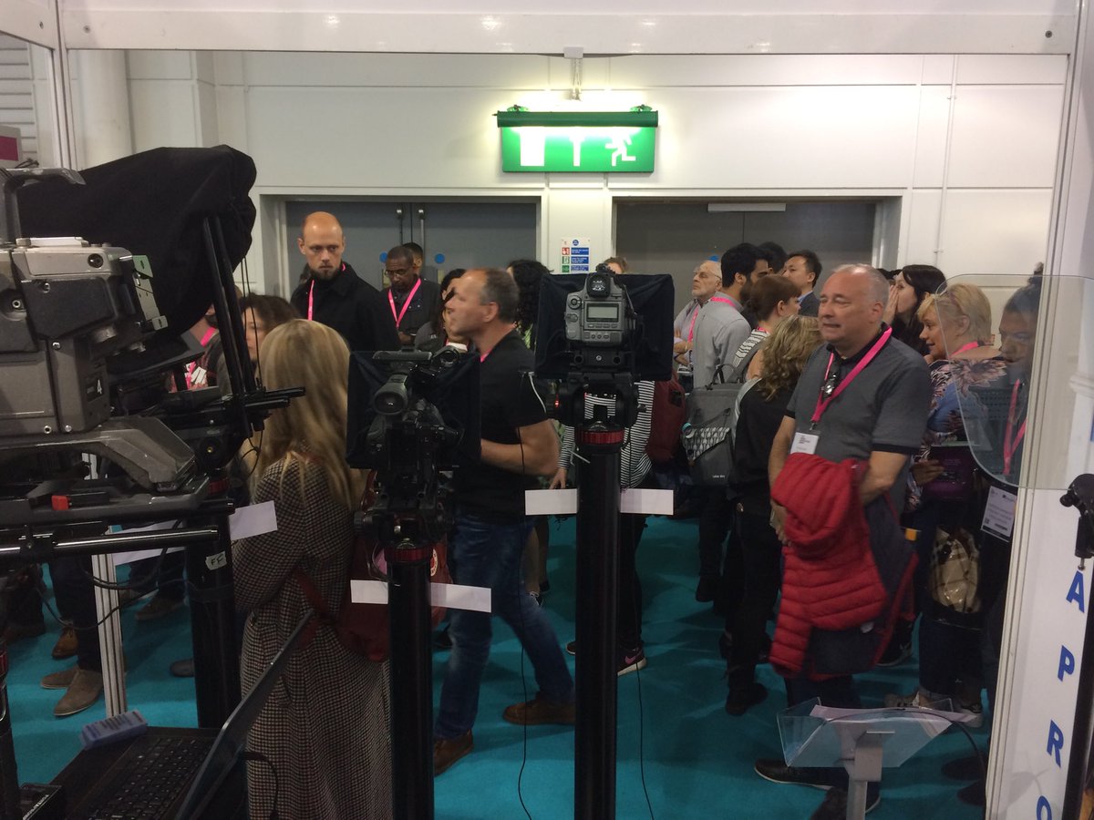 portaprompt's tweet photo. Busy now @ #meadiproductionshow #mps https://t.co/XOLzZNqPT5