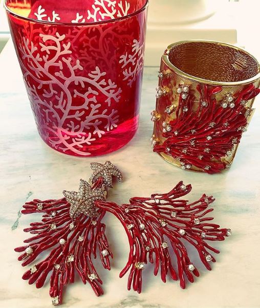 RBIRachelBates's tweet photo. I am so excited to be launching my new Corali signature design very soon! How are you going to rock the look this summer?
#summer #fashion #homedecor #livingcoral #interiordesign #homedesign #homeinspiration https://t.co/AkwcMbMwVR