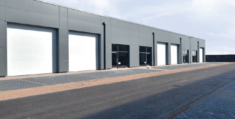 FGBurnett's tweet photo. High Quality Business Units available For Sale/To Let.  For further info contact Graeme Nisbet 01224 597532 graeme.nisbet@fgburnett.co.uk #industrial #portlethen #starterunits https://t.co/asxT7pRXb2 https://t.co/ncIlproO4r