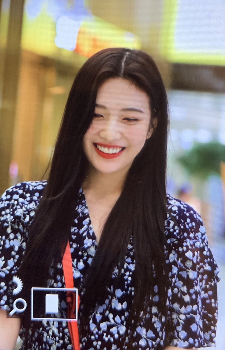 Pumpkin960903's tweet photo. #조이 https://t.co/iTdcF58FSv