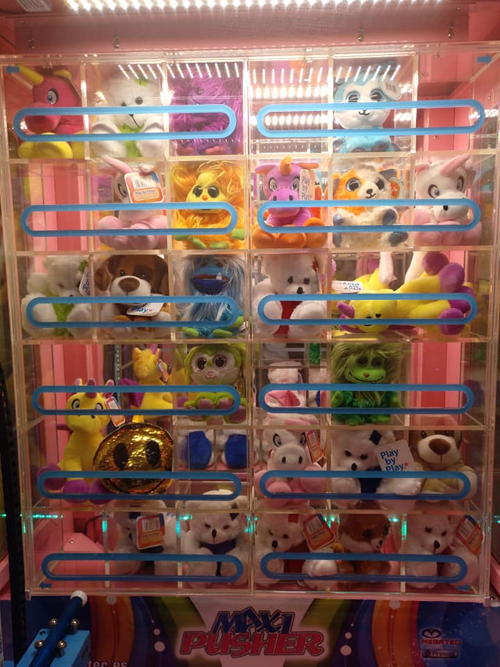 Expojoc's tweet image. #Megatec-Grupo presas en #Expojoc2019. Con una pequeña muestra de sus productos, grúas infantiles y juegos  deportivos. Principalmente sus famosos futbolines. No te pierdas todo lo  que tienen para contarte