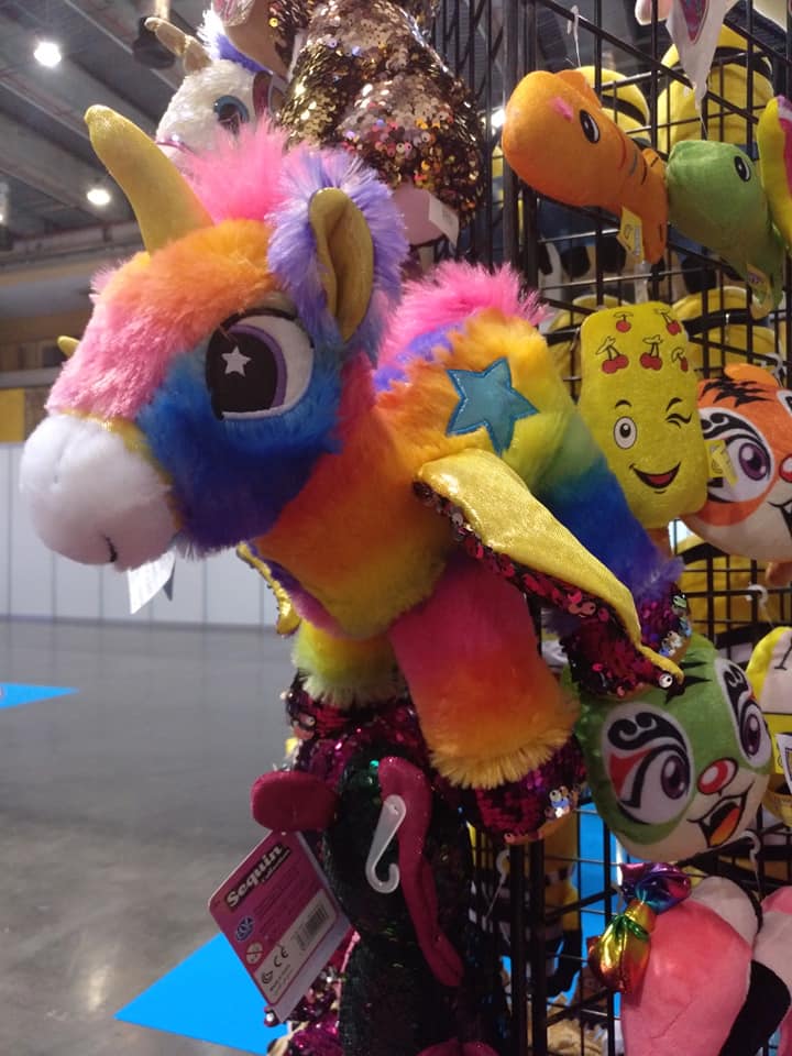 Expojoc's tweet image. @toysandfactory en #Expojoc2019. Hemos podido ver en persona sus tiernos #brillibrilli y nos han cautivado. Ven a visitarlos