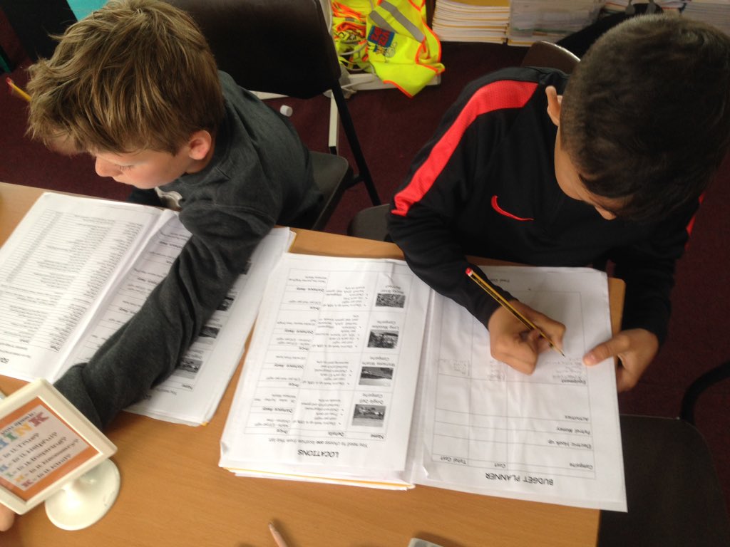 YsgolCC's tweet photo. #year4st are planning a camping trip with a budget of £800. They have to decide in the site, the equipment and food - all within their budget. https://t.co/2RC1lnBb9E