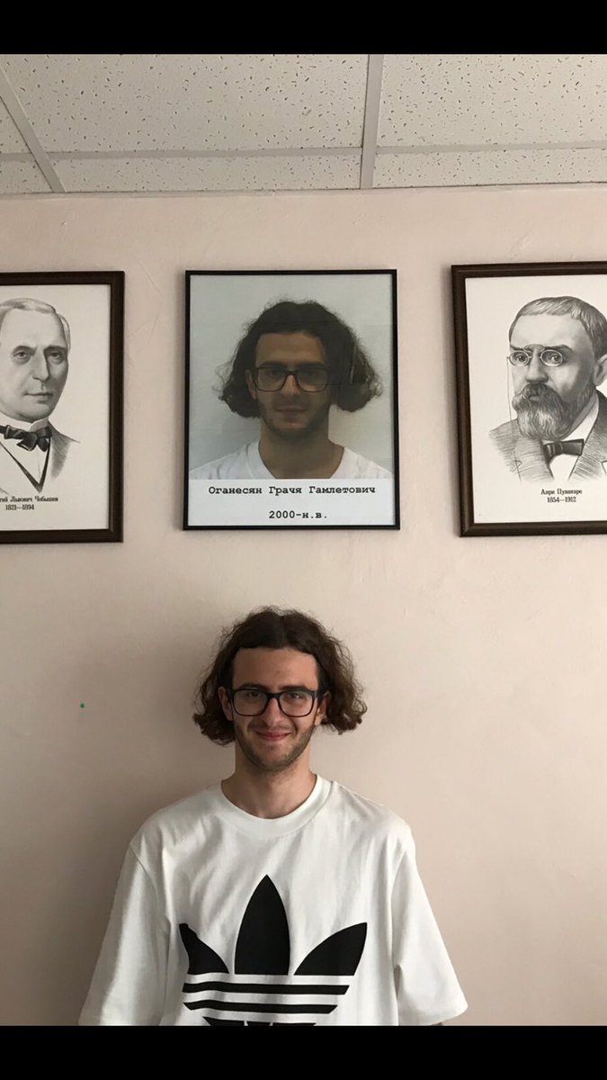 Kotlyarovsky's tweet photo. ХАХАХАХАХАХХА ОН ПОСПОРИЛ С ПРЕПОДАВАТЕЛЕМ, ЧТО НАБЕРЕТ 90 БАЛЛОВ ЗА ПРОФИЛЬ И ОН НАБРАЛ https://t.co/UJ4pXszok4