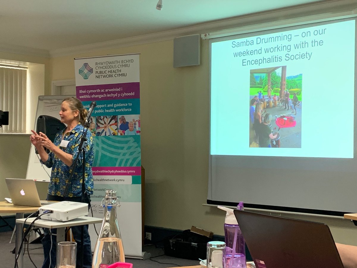 PHNetworkCymru's tweet photo. Fliss Fleck from Music and the Muse presenting on their role #creativeconnections2019 #cysylltiadaucreadigol2019 https://t.co/87QAUwkp8g