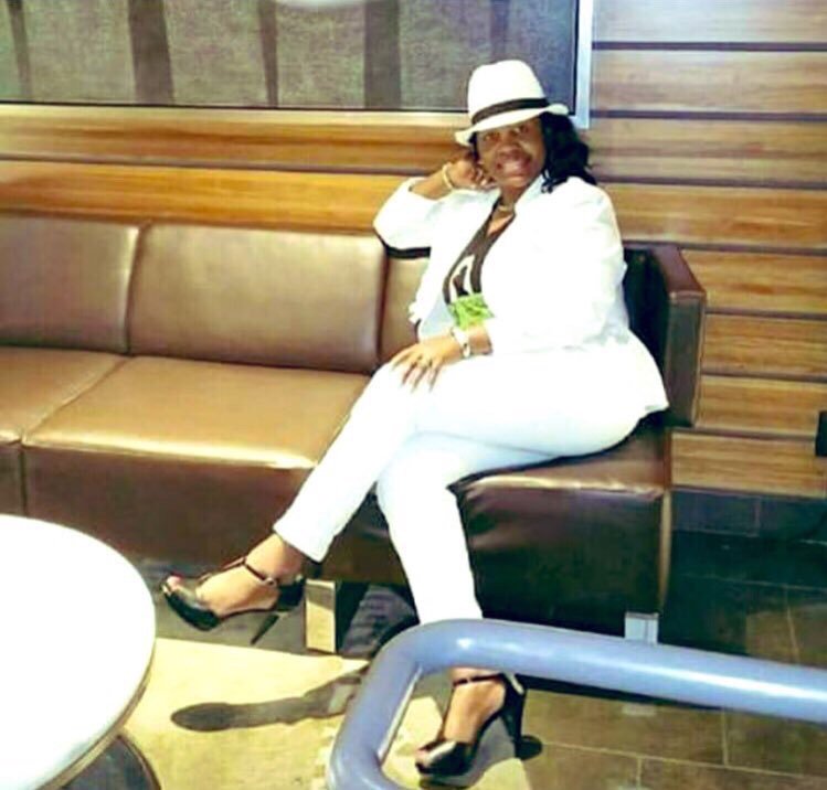 HOLLYandherEGO's tweet image. The ultimate #GEMINI 6/11 Happy.  #50something to my forever best friend, advice giver, personal banker, the only person that gon keep it  💯 Happy Birthday to my Mommmmy 🎂  🎉  ❤️