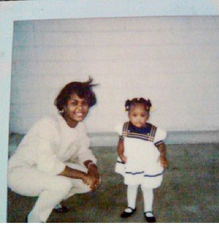 HOLLYandherEGO's tweet image. The ultimate #GEMINI 6/11 Happy.  #50something to my forever best friend, advice giver, personal banker, the only person that gon keep it  💯 Happy Birthday to my Mommmmy 🎂  🎉  ❤️
