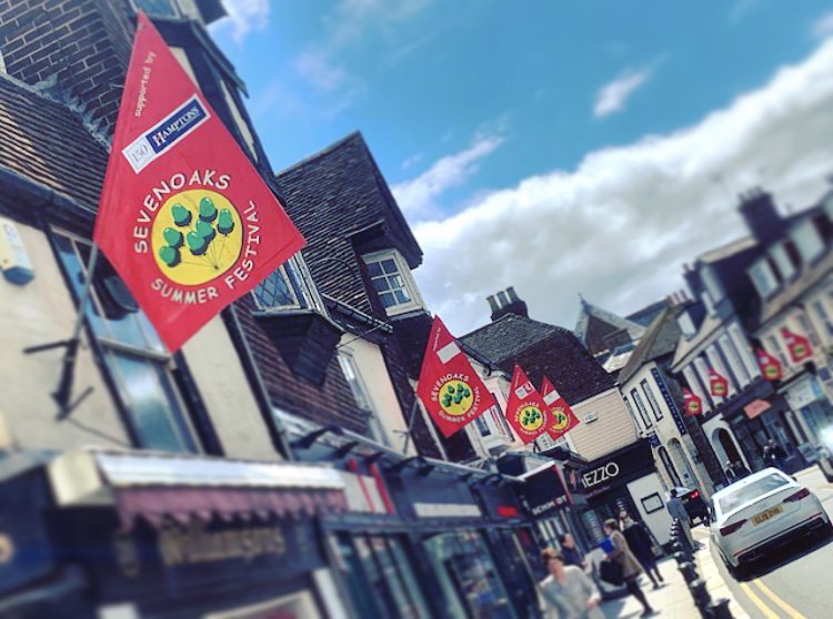 Hamptons Sevenoaks tweet media