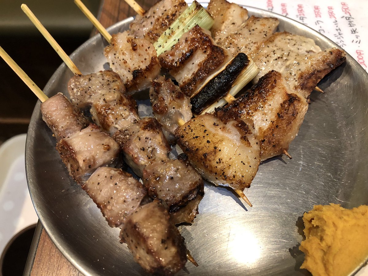 fujiryu0606's tweet photo. 1 little beer glass of Asahi Dry at Komagome in Tokyo. https://t.co/8ZX5RzCjTs