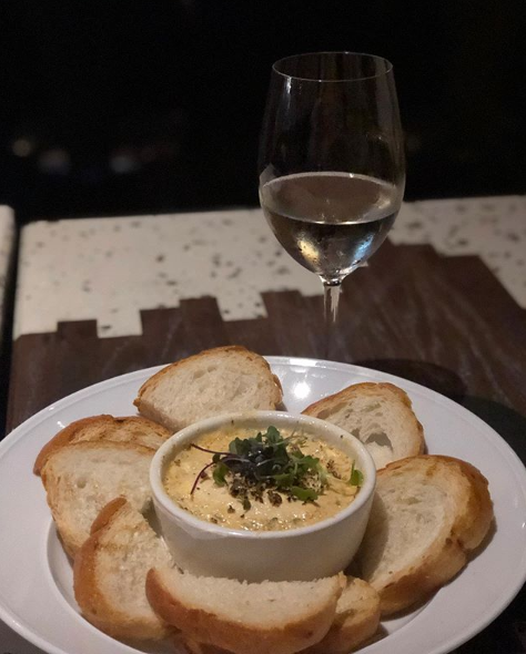 redstableva's tweet photo. “Is there anything better than a local spot, warm bread and white wine on a Friday night?!” Repost @restonfoodie said it all.
https://t.co/ktUCH2kpd2
#redstable #fridaydrinks https://t.co/vTsjVL3eJD