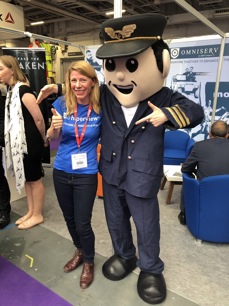 rltimeknowledge's tweet image. Wonderful to meet #percythepilot #BIAEXPO2019 @AirportsExpo