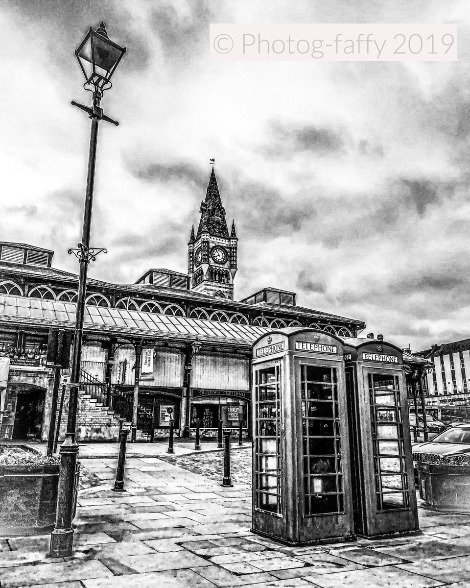 Looking towards the @DarloMarket #clocktower in @lovedarlouk 📷 #Darlington #lovedarlo #DarlingtonMarket