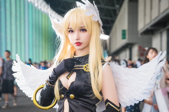 Twitterのコスプレ画像36