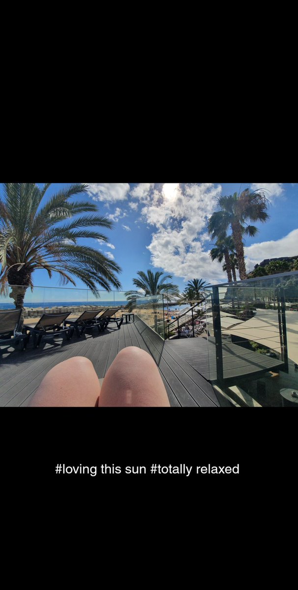 KatyGolding3's tweet photo. Absolutely love this place #madeiraisbeutiful #sun #notmissingwork #sorrynotsorry 🌞🍾😁 https://t.co/En3EBYsskw
