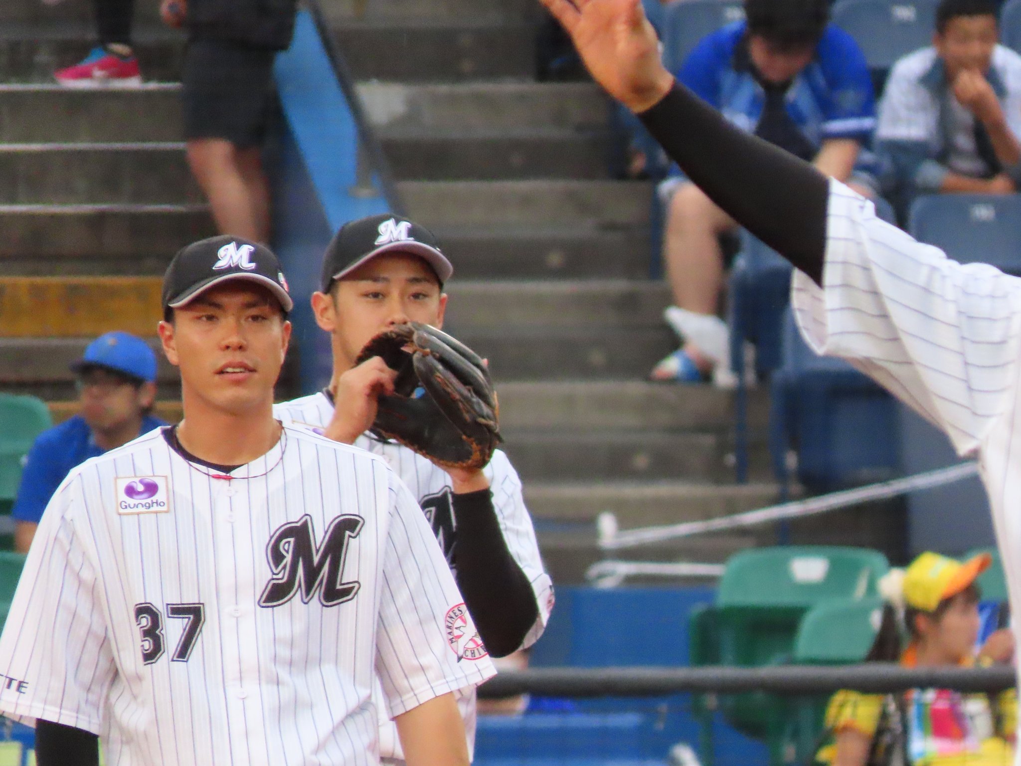 Kazuo V Twitter 昨日の練習見学 試合前少しあったので Chibalotte Zozoマリンスタジアム 井口資仁 平沢大河 中村奨吾 岡大海 三木亮 平沢大河 Kazuo V Twitter 昨日の練習見学 試合前少しあったので Chibalotte Zozoマリンスタジアム 井口資仁 平沢大河 中村奨吾 岡大海 三木亮 平沢大河