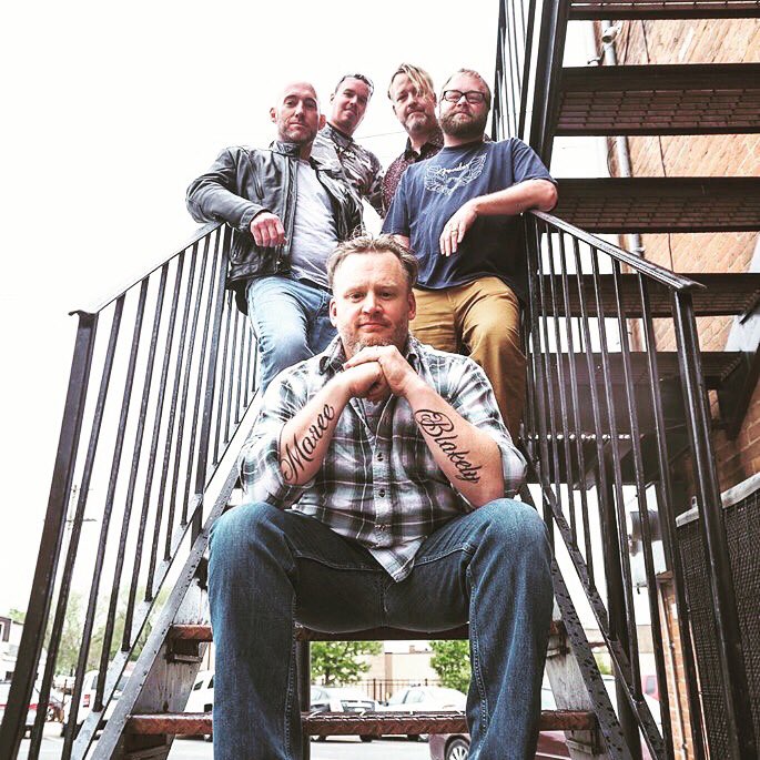 SuperLung2's tweet photo. New band photo courtesy of Jeremy Larsen of Askew View Photography. https://t.co/ZocykMCejm