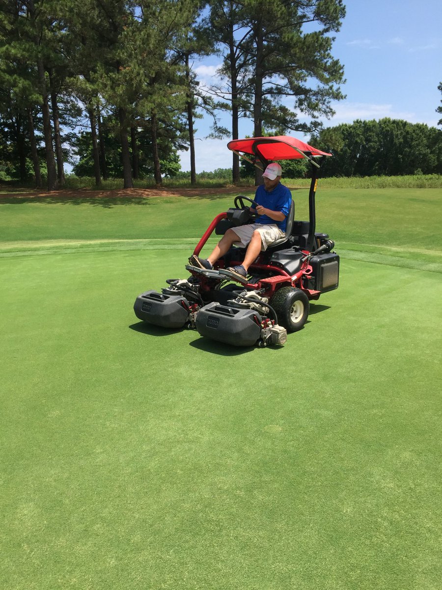 Verti-cut and mow again at Cateechee this afternoon. Spraying growth regulator in the mourning. Major growth after recent rain event.