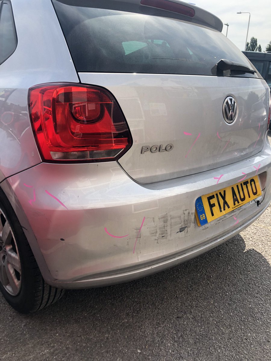 fixautodagenham's tweet photo. A minor repair for the back of this VW Polo. ✅
Back to normal in no time! 👍
#fixauto #dagenham #carrepair #bodyshop #polo #vw #vwpolo #vwrepair #cars #beforeandafter https://t.co/zUgrdjX7FX