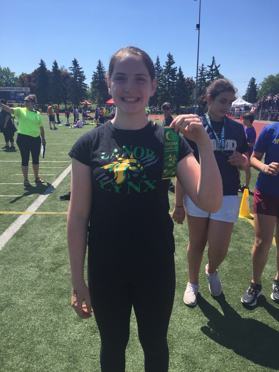 lanorOldaccount's tweet photo. Shot put star! 5th in the city! https://t.co/iWQFcyyrUo