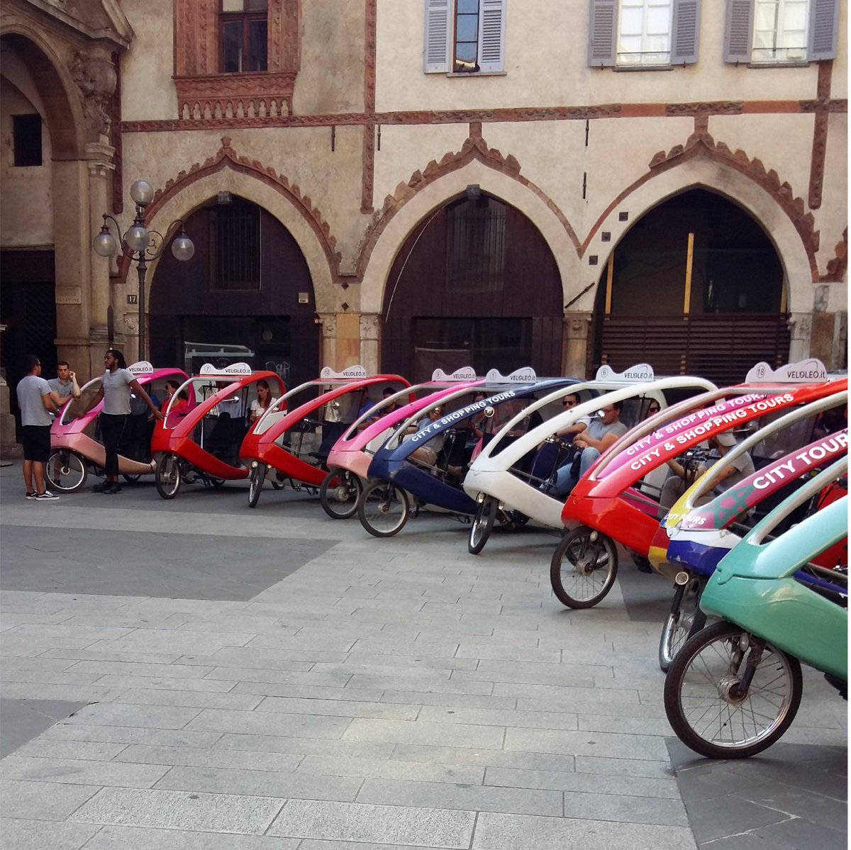 RossoEvolution's tweet image. UCB Biopharma sceglie una soluzione “green” per scoprire Milano in modo divertente e alternativo.
#rossoevolution #movedbypassion #healthcare #pharma #passionforpeople #evolutionevents2019 #milano #veloleo #green #ucbpharma