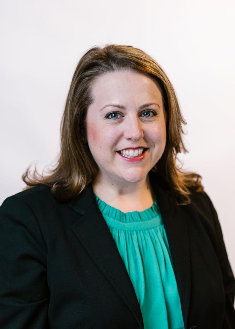ama_swm's tweet photo. We are excited to announce the start of our new 2019-2020 President, @anaklackle! Ana has been a member of the #AMA and part of the board for several years, and we are looking forward to celebrating our 10th year as a chapter with her. Congrats, Ana!
#joinAMA #marketing https://t.co/QTtNogw8PS