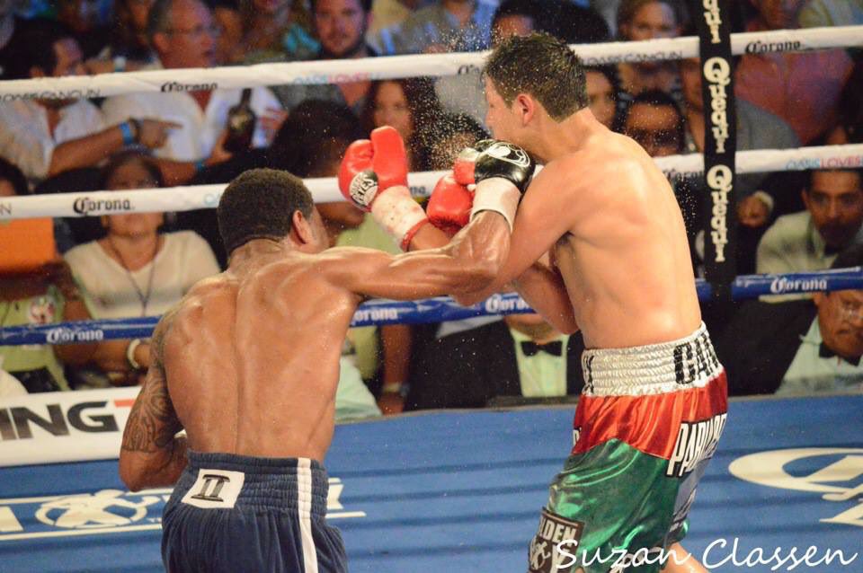 suziec611's tweet photo. @ShaneMosley_ making his come back after some time off and taking down the younger fighter in his own country! Momentous for me for sure! Love to capture these moments! #boxing @PepeGomezCancun #oasiscancun oasiscancun https://t.co/tHx95bHeNI
