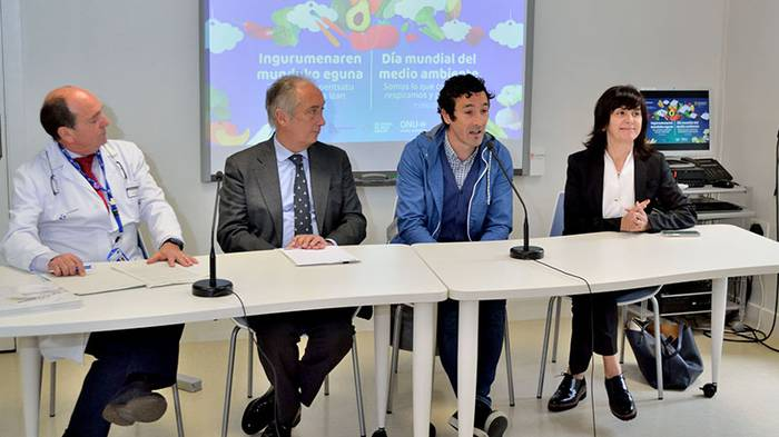 anboto's tweet photo. Eneko Atxak diseinatutako menua jan dute gaur Galdakaoko ospitaleko pazienteek. https://t.co/dKhl1OtKUT https://t.co/ah5gJVSVUf