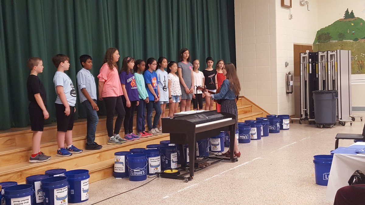 Pinewood Elementary tweet media