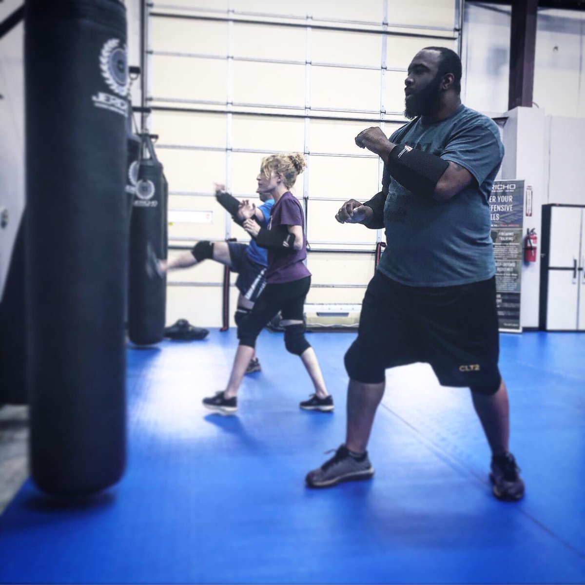 JerichoTactical's tweet photo. Great work done by our Monday #kravmaga group. 👏🏻👏🏻
.
Join our group every Monday &amp; Wednesday to learn how to effectively defend yourself using #israelikravmaga. 🥊 You’ll also get a great workout out of it 🤼‍♂️ 
.
#charlotteagenda #lakenorman #charlottenc #denvernc #huntersvillenc https://t.co/tlFwNBu32i